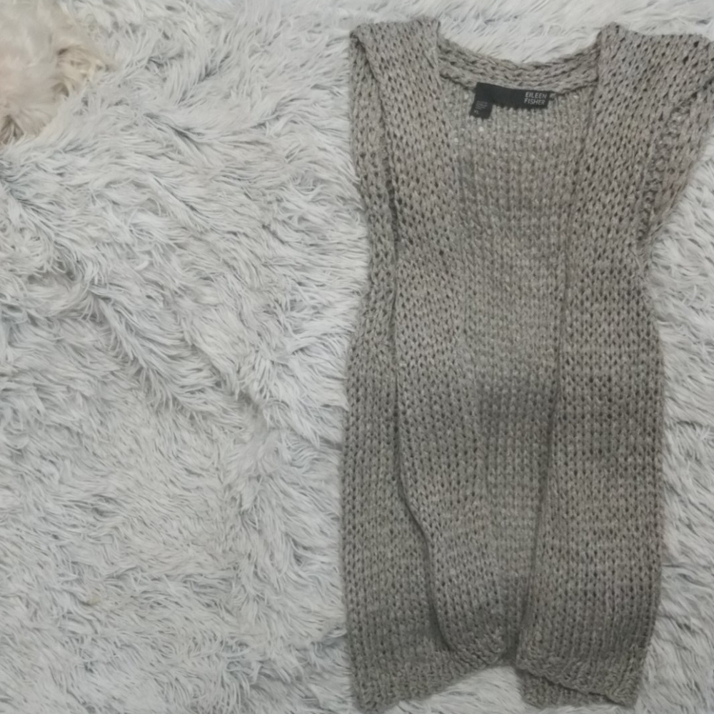 Knitted vest